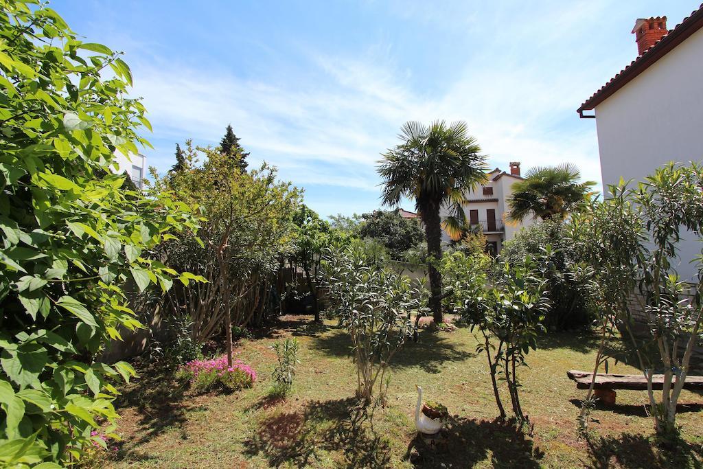 Apartments And Room Silvana Rovinj Exterior foto