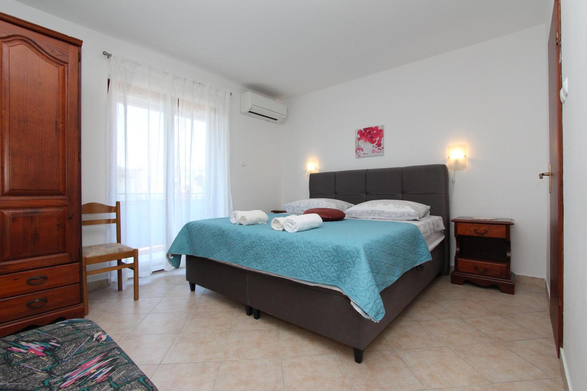 Apartments And Room Silvana Rovinj Exterior foto